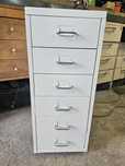 Komoda Helmer ikea