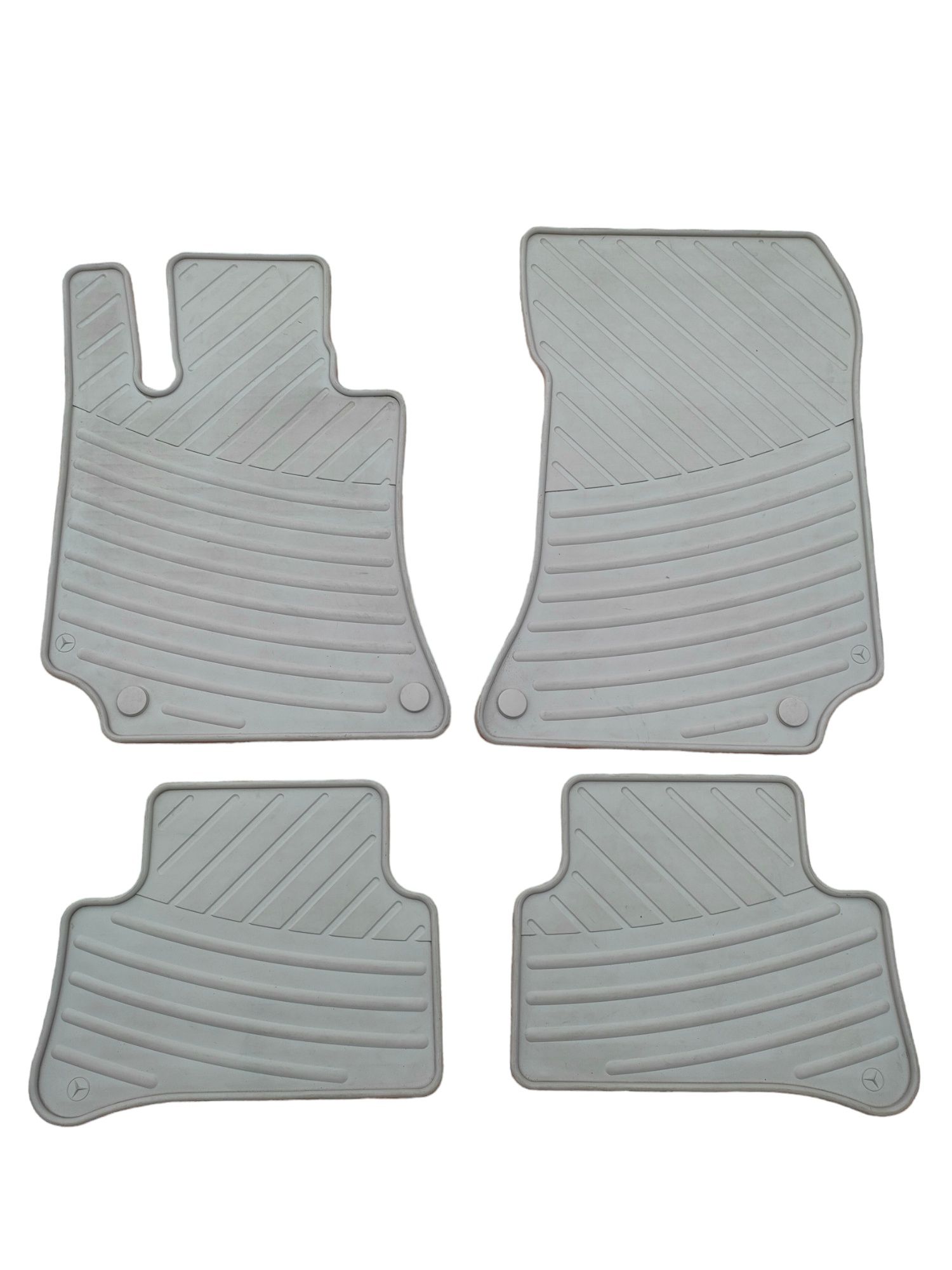 Dywaniki gumowe Mercedes W212 CLS W218