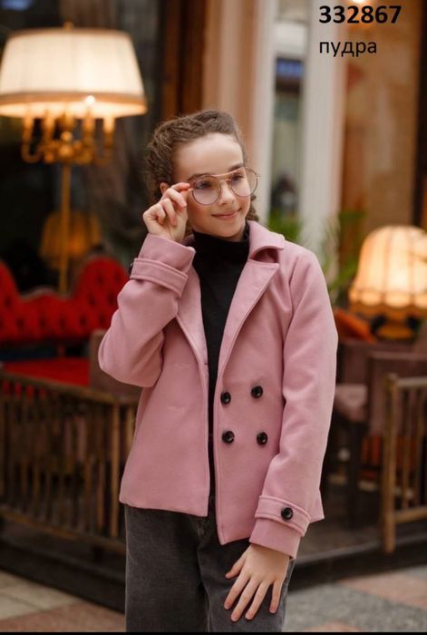 Продам пальто нове