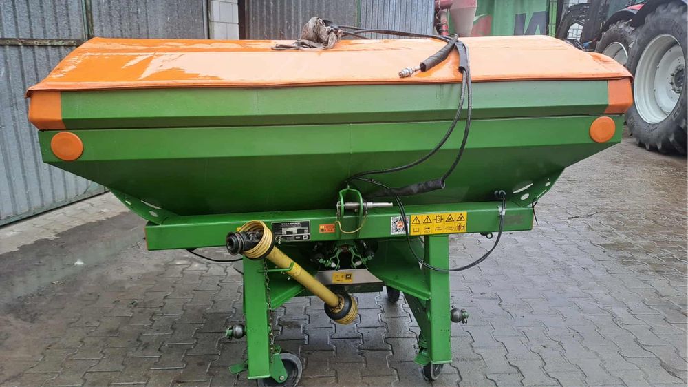 Sprzedam rozsiewacz nawozu Amazone ZA-X902 Perfect
