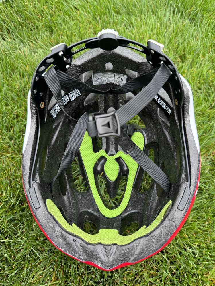 Kask rowerowy Roz L.