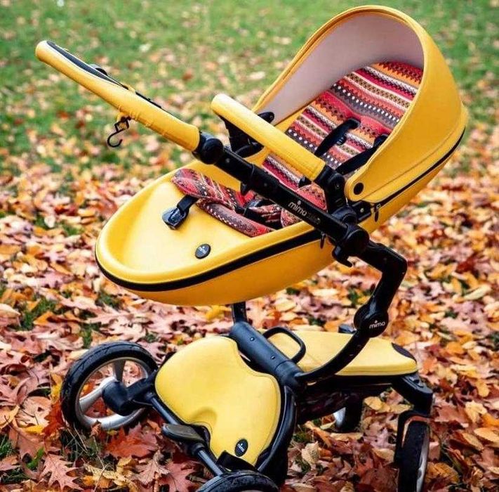 MimaXari Żółty wózek dziecięcy z wieloma akcesoriami *Limited Edition*