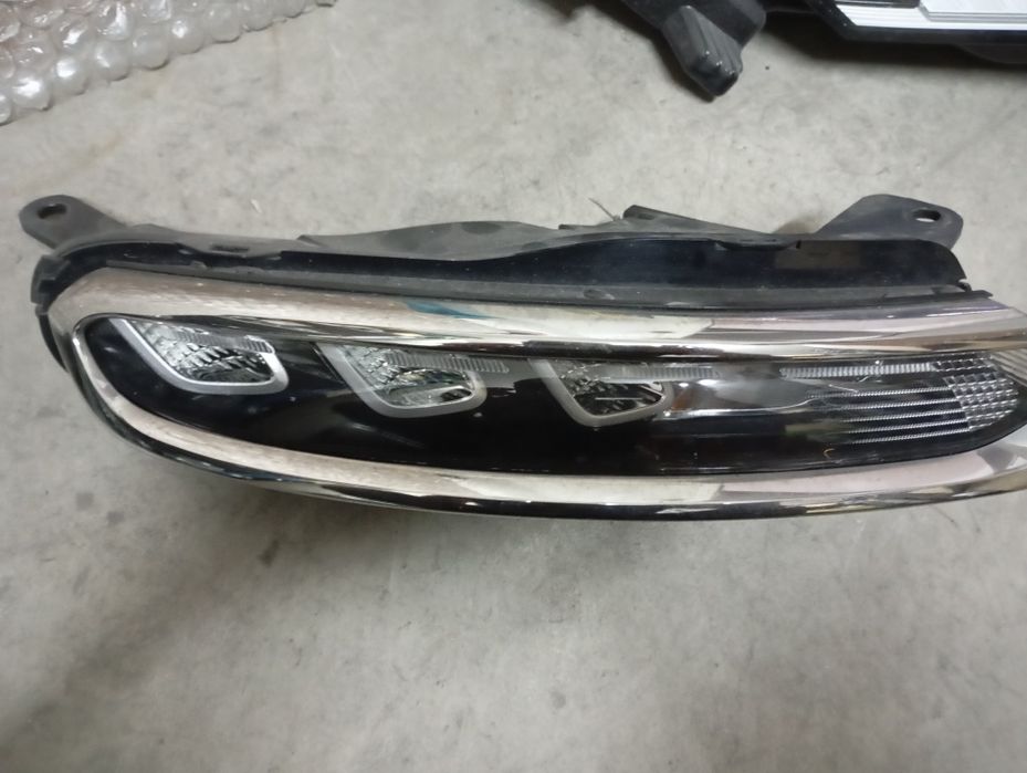Vários Faróis citroen C3,C4,c5