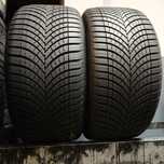 235/35/19 XL Sprzedam parę opon całorocznych Goodyear