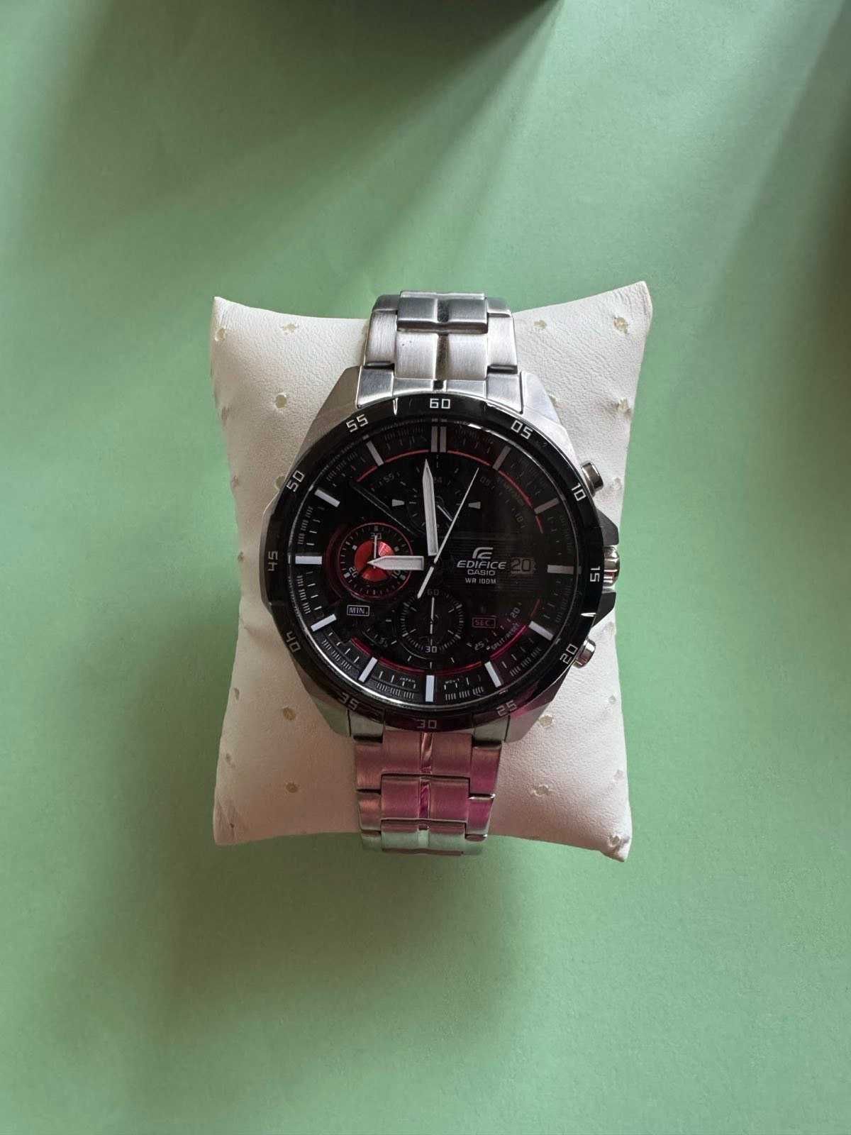 CASIO EFR-556DB-2AVUEF EDIFICE Chronograph Herrenuhr 46mm 10ATM