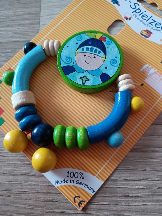 Grzechotka drewniana z firmy Hess Spielzeug