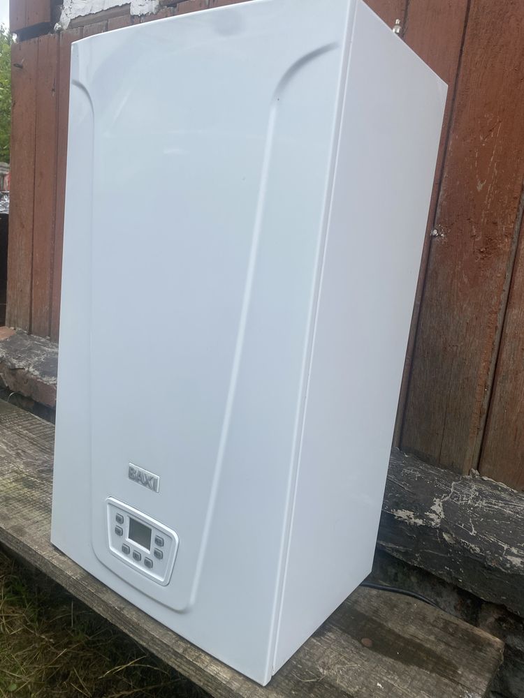 Газовий котел двоконтурний BAXI MAIN 5 24 F