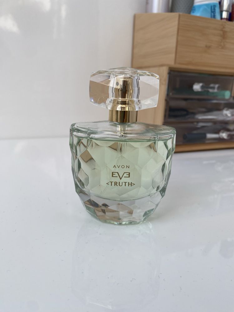 Woda toaletowa Eve truth Avon