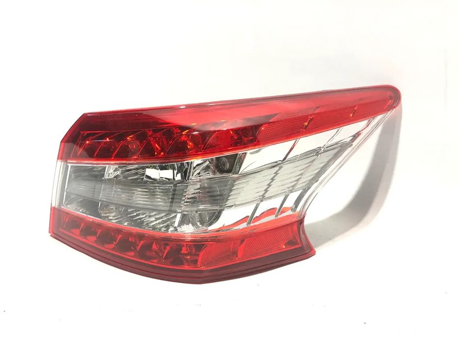 NISSAN SENTRA Фонарь галоген левый наружный 2013 2014 2015