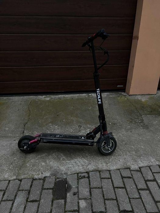 Hulajnoga elektryczna Techlife X5 – uszkodzona+ 2 ładowarki działające