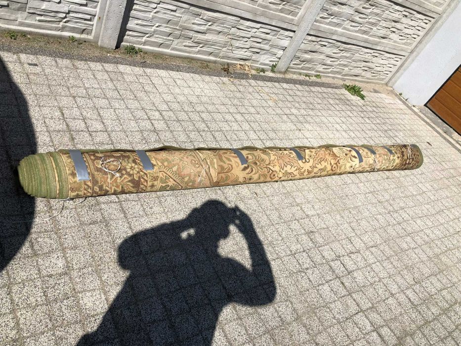 Sprzedam bardzo tanio , ladny dywan  welniany