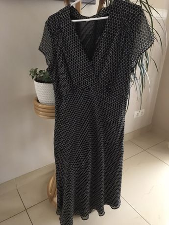 Sukienka w czarno- biały deseń ,rozmiar 14