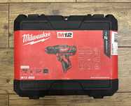 Walizka, skrzynka transportowa Milwaukee M12 BDD-201C