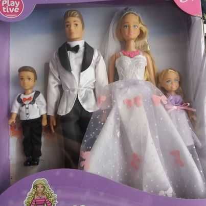 Zestaw Fashion Doll rodzina w stylizacji ślubnej (NOWY)