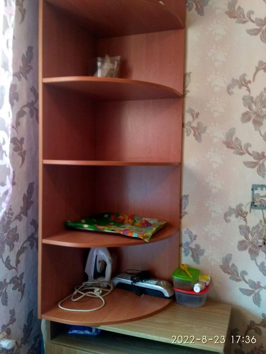 Продам угловой полку