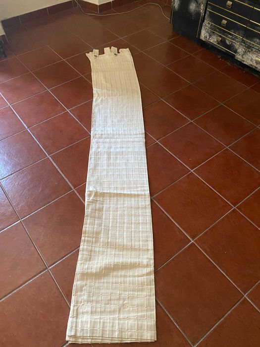 cortinados novos bejes altos e grandes