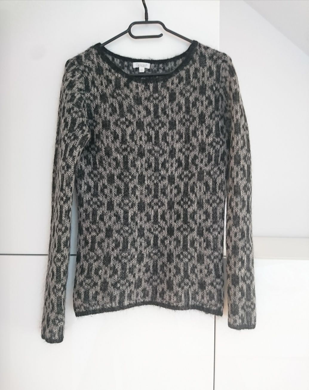 sweter w pepitkę SOLAR