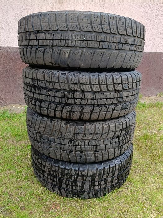 Opony zimowe 205/55/16 na felgach aluminiowych, Honda Accord VII