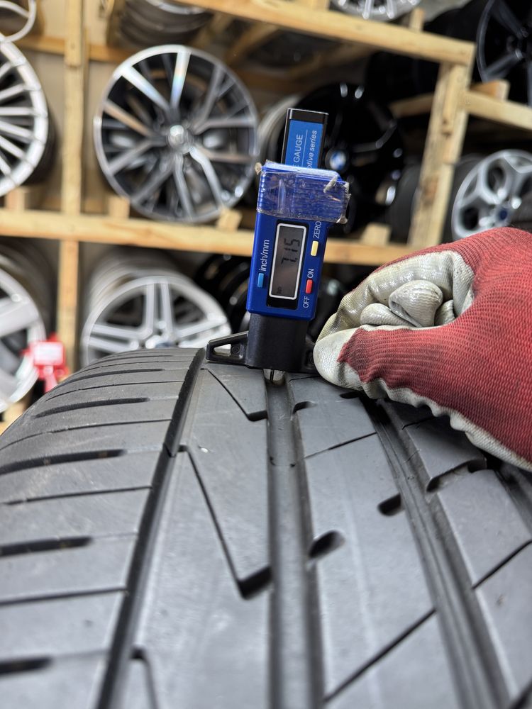 Комплект 235 50 R19  Hankook ventus S1 evo 2 SUV , 2022 рік Літо