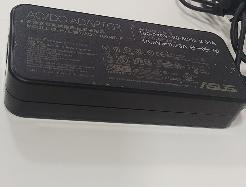 Блок питания Asus ADP-180MB 180W 19.5V 9.23A 5.5*2.5 для ноутбука