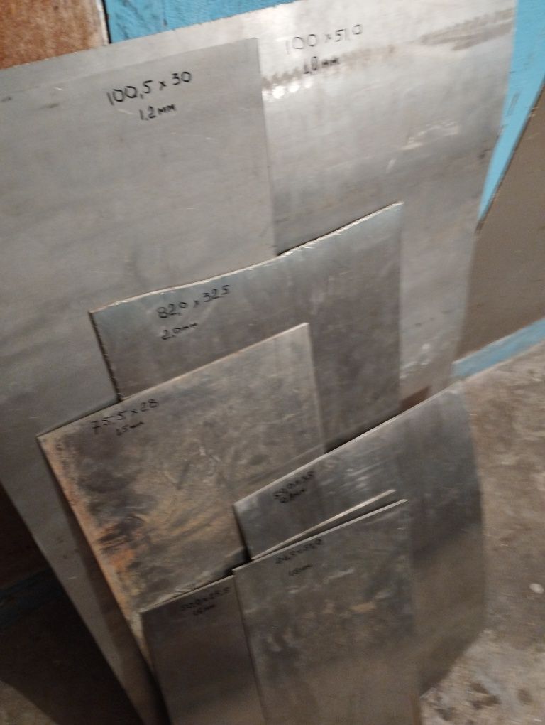 Листовая нержавейка 1.005м.× 0.3м. × 1.2мм.