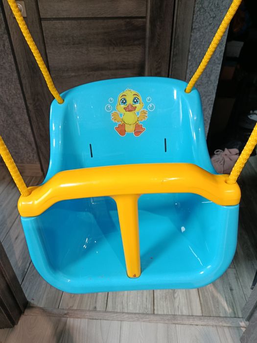 Підвісна гойдалка для дітей