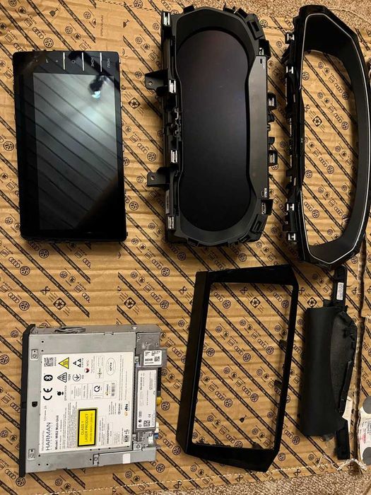 Приборная Панель Пассат Б8 Щиток Passat B8 Мультимедиа МИБ VW Arteon