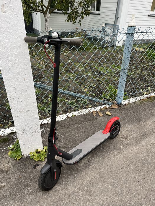Срочно Xiaomi Mi 365 Electric Scooter