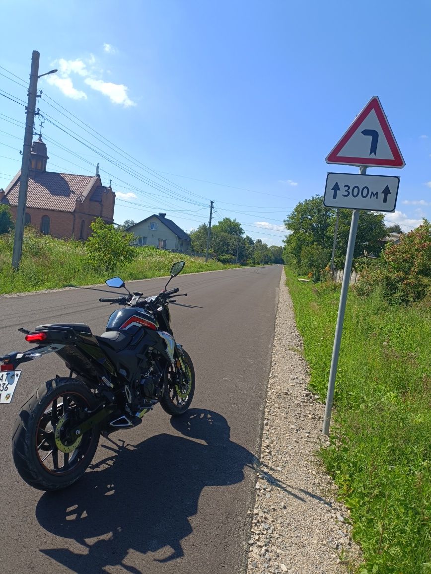Продається sr220 ціна 1500$ +торг