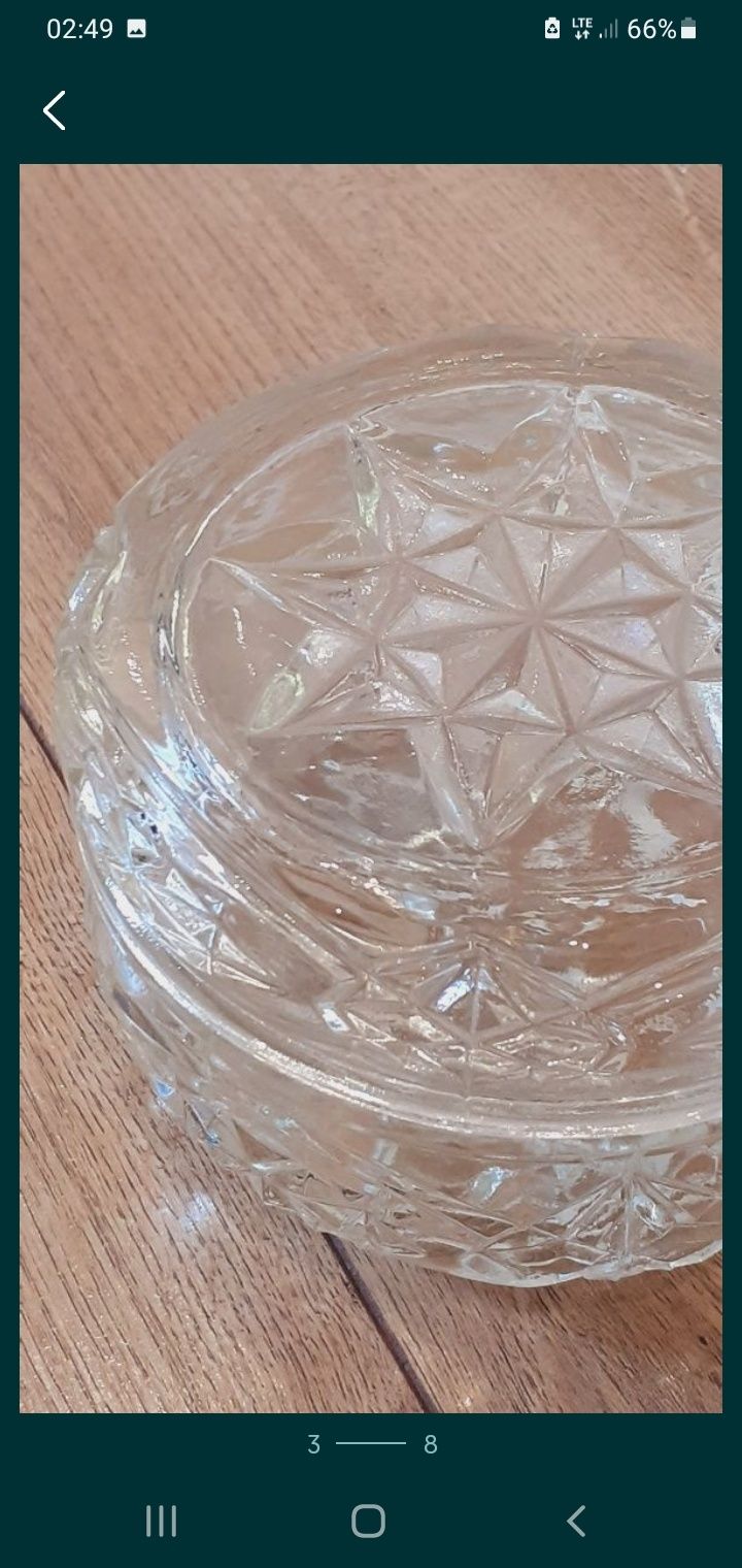 Szkatułka szklana bardzo ładna z prl