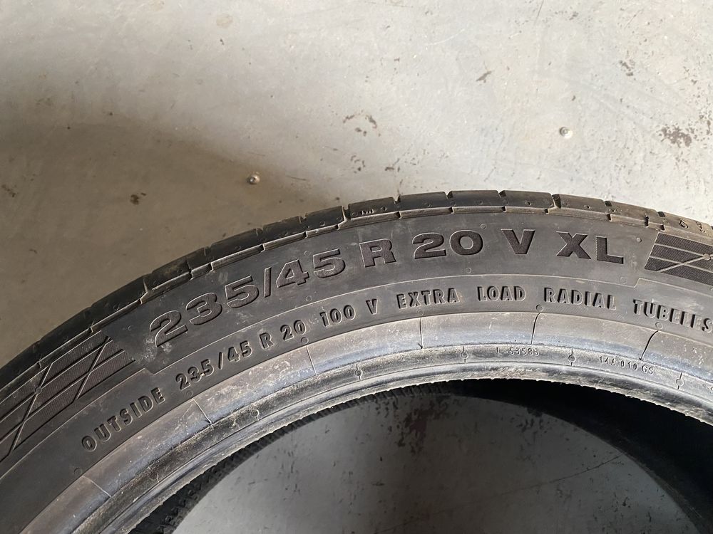 Літня резина шини 235/45R20 CONTINENTAL