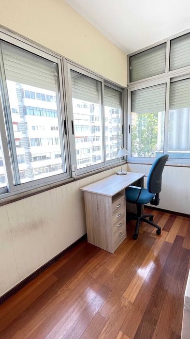 QUARTO  PARA ARRENDAR CENTRO DO LUMIAR