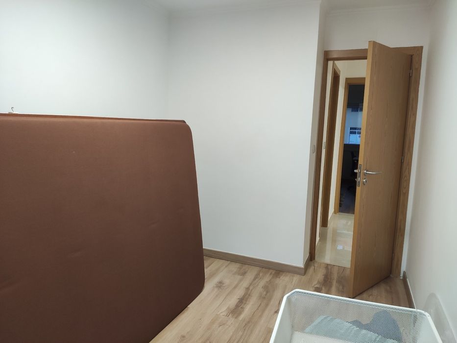 Sommier base para cama de casal com arrumação