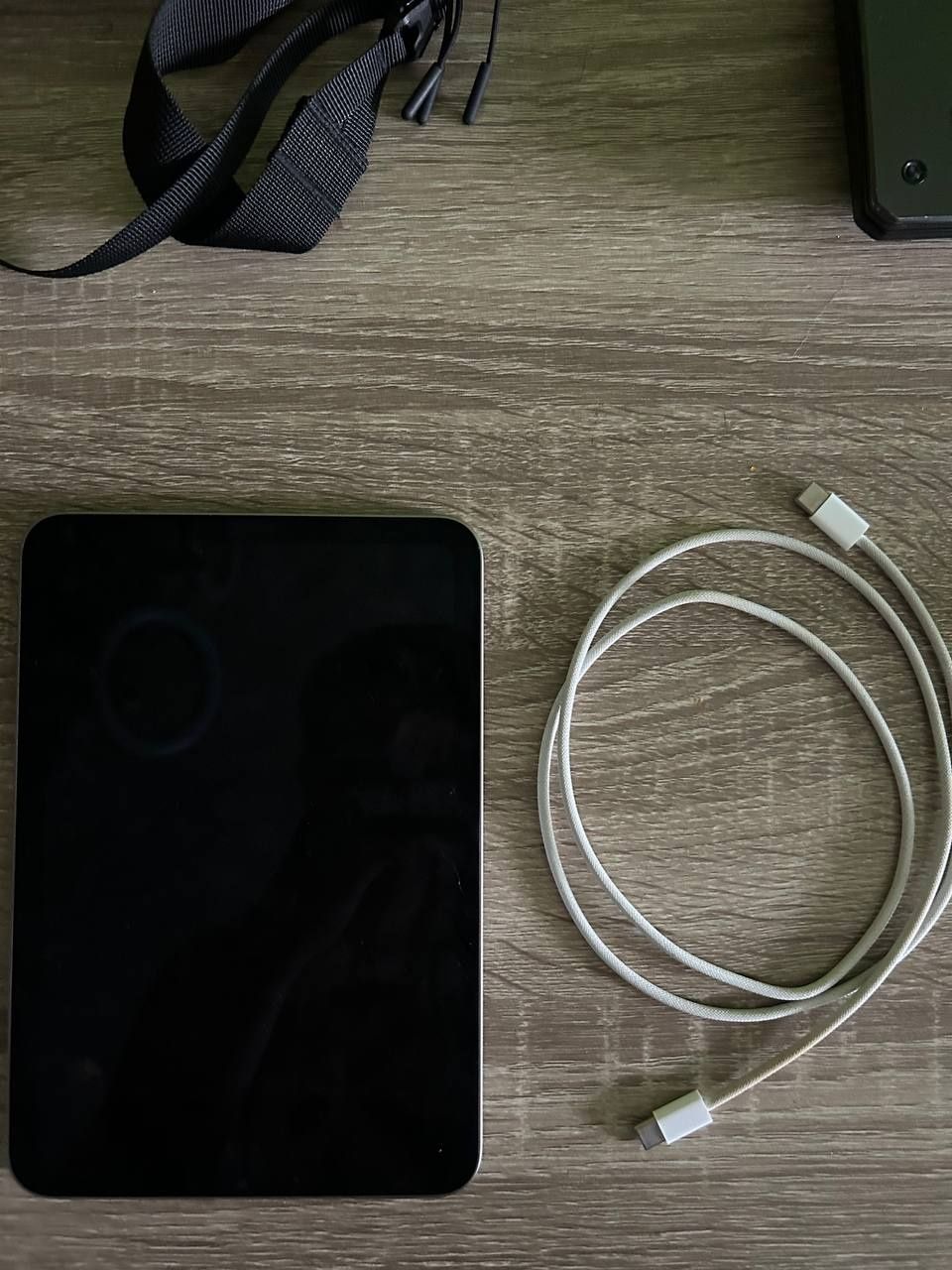 Планшет APPLE iPad mini 8.3 128GB Wi-Fi,стан нового
mini 8.3» 7 ge