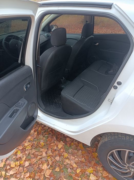 Продам Рено логан 2