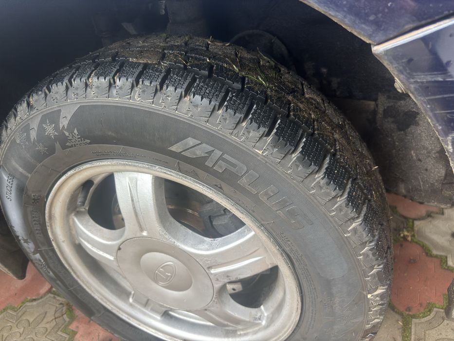 Продам приору 21071 універсал 2013 року