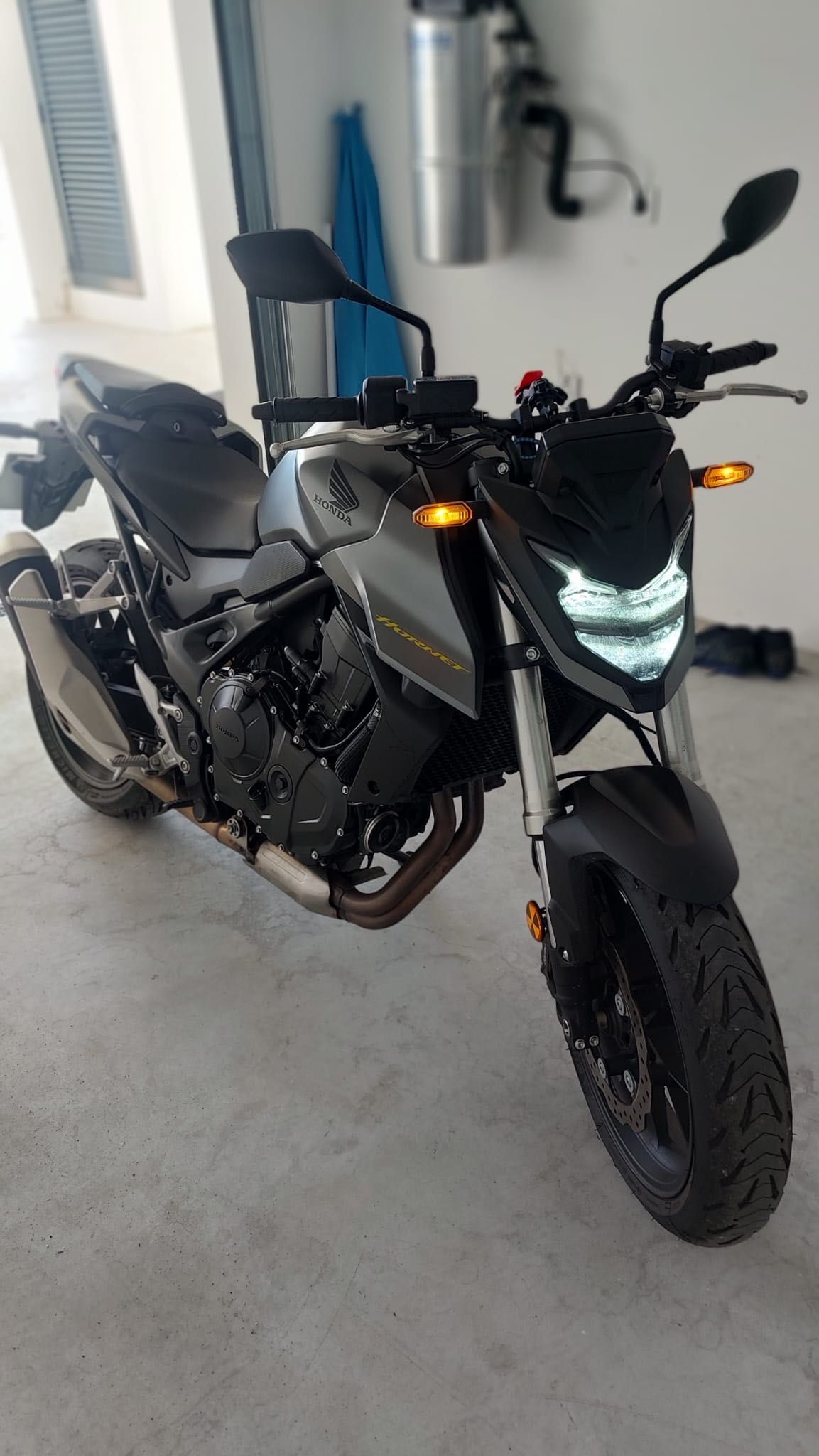 Honda Hornet 750