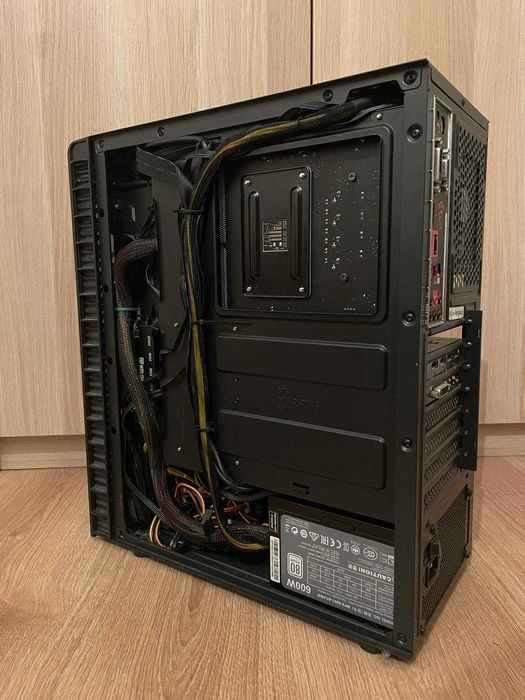 Computador Fixo Ryzen 2600 - 16gb ram - Rx580 8gb