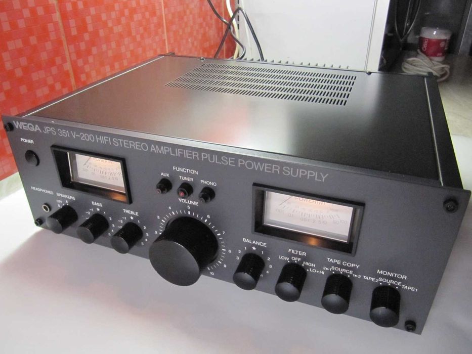 ДОБРОТНИЙ Підсилювач від SONY - Wega JPS 351V-130 HI-FI *Gold Vintage