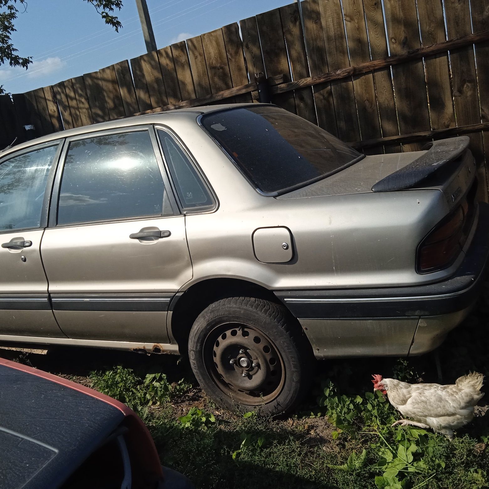 Mitsubishi Galant 1988 рік.Продам,двері,криша,ланжерони