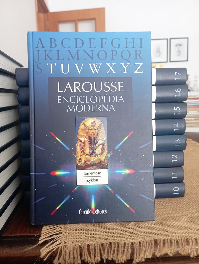 Enciclopédia Moderna Larousse