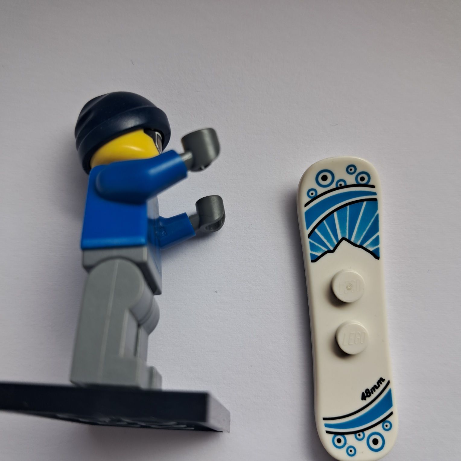 Lego minifigurka seria 5 col05-16 Lego Snowboarder