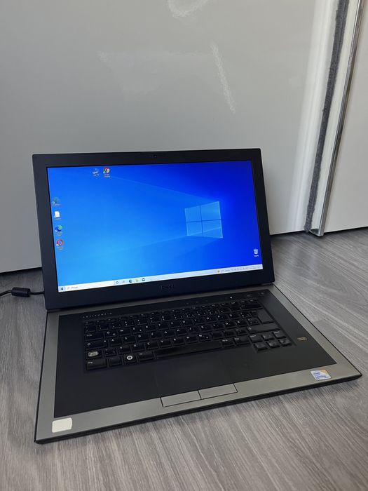 Ноутбук Dell Latitude