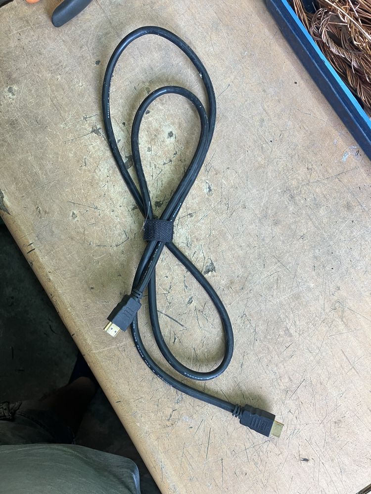 „Kabel HDMI 1.5m – Pozłacane wtyki – Sprawny – TV Monitor Konsola”