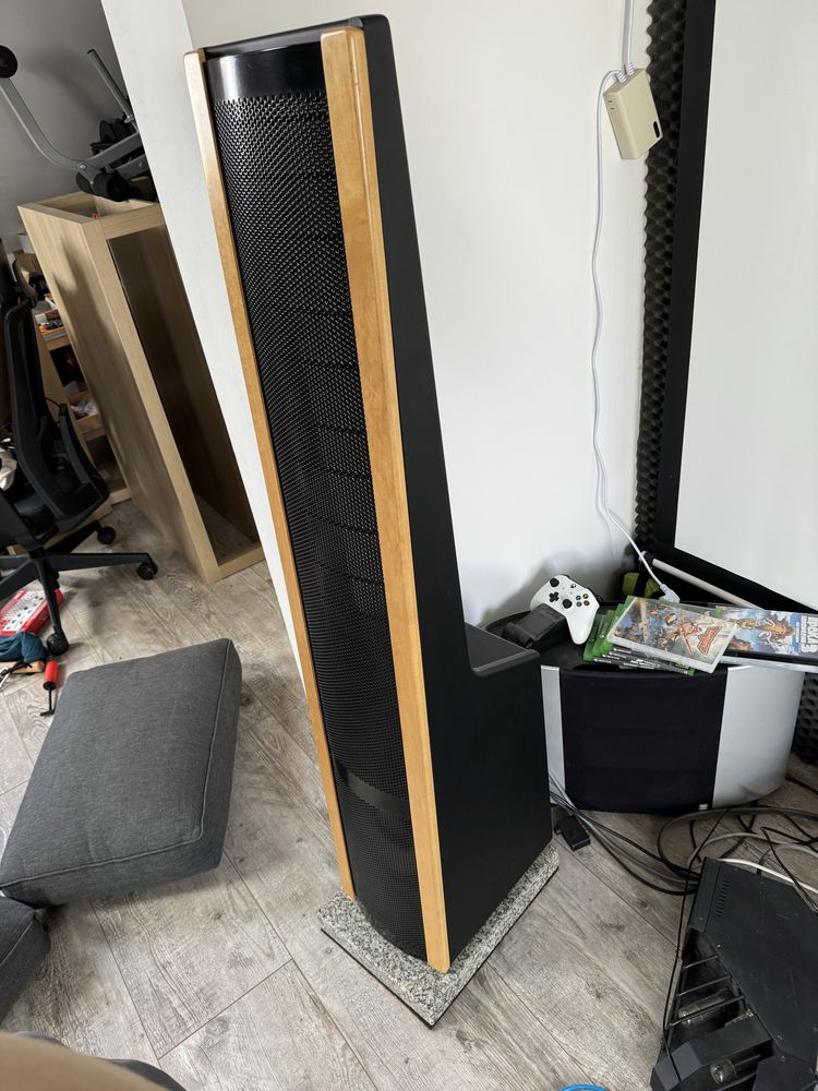 Kolumny Martin Logan Aerius - elektrostaty, aktywny bas