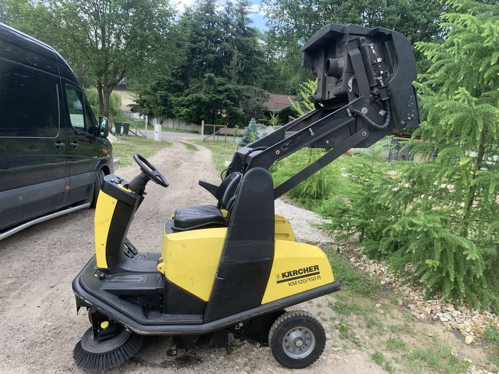 Zamiatarka Szorowarka Karcher KM 120/150 R