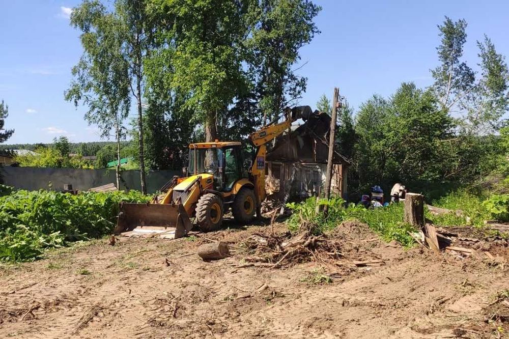 Зрізання дерев | Розчистка ділянок | Демонтаж ПІД КЛЮЧ, Корчування