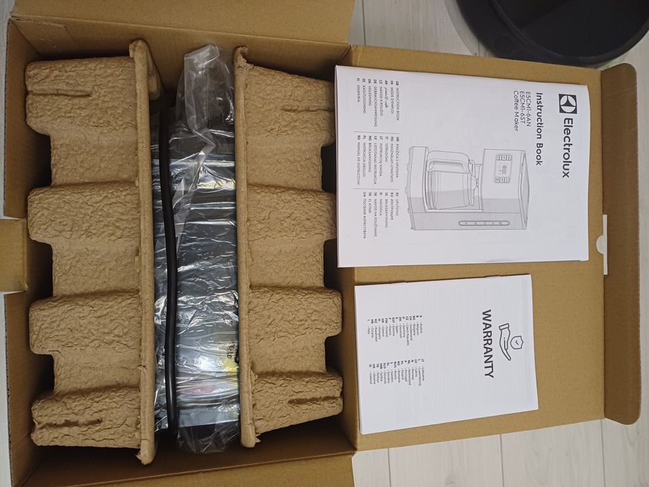 Кавомашина. Кавоварка крапельна Electrolux E5CM1-6AN Graphite