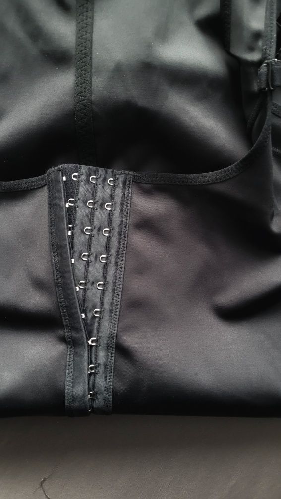 Body mocno modelujace sylwetkę 2xl