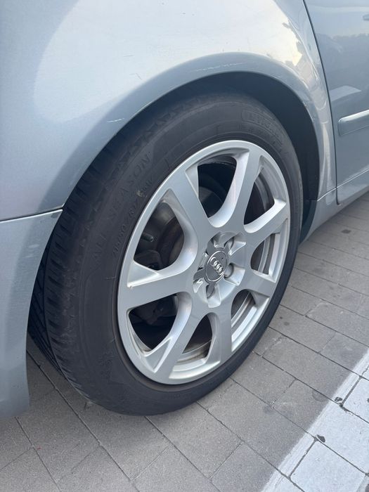 Продам машину Audi A4 2005
